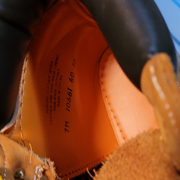 Mens timberlands boots - Picture 3 of 4